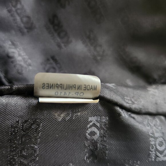 MICHAEL KORS Handbag Black Canvas Signature 14"x12"x3" 2 handles - Picture 8 of 12